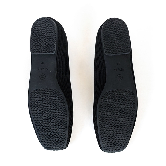 Vivaia Square-Toe V-Cut Flats (Margot 2.0) - Picture 4 of 9